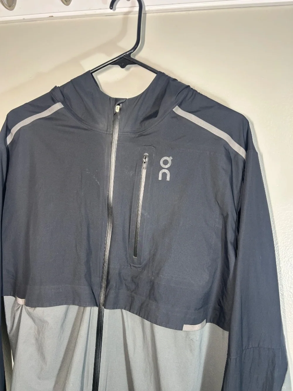 On Running Weather Jacket Cloud Men XL Lightweight Water Resistant Packable